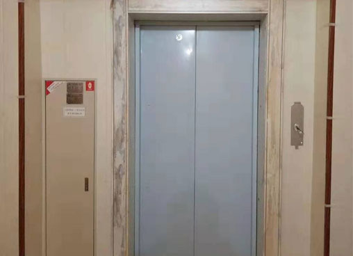 乘客电梯